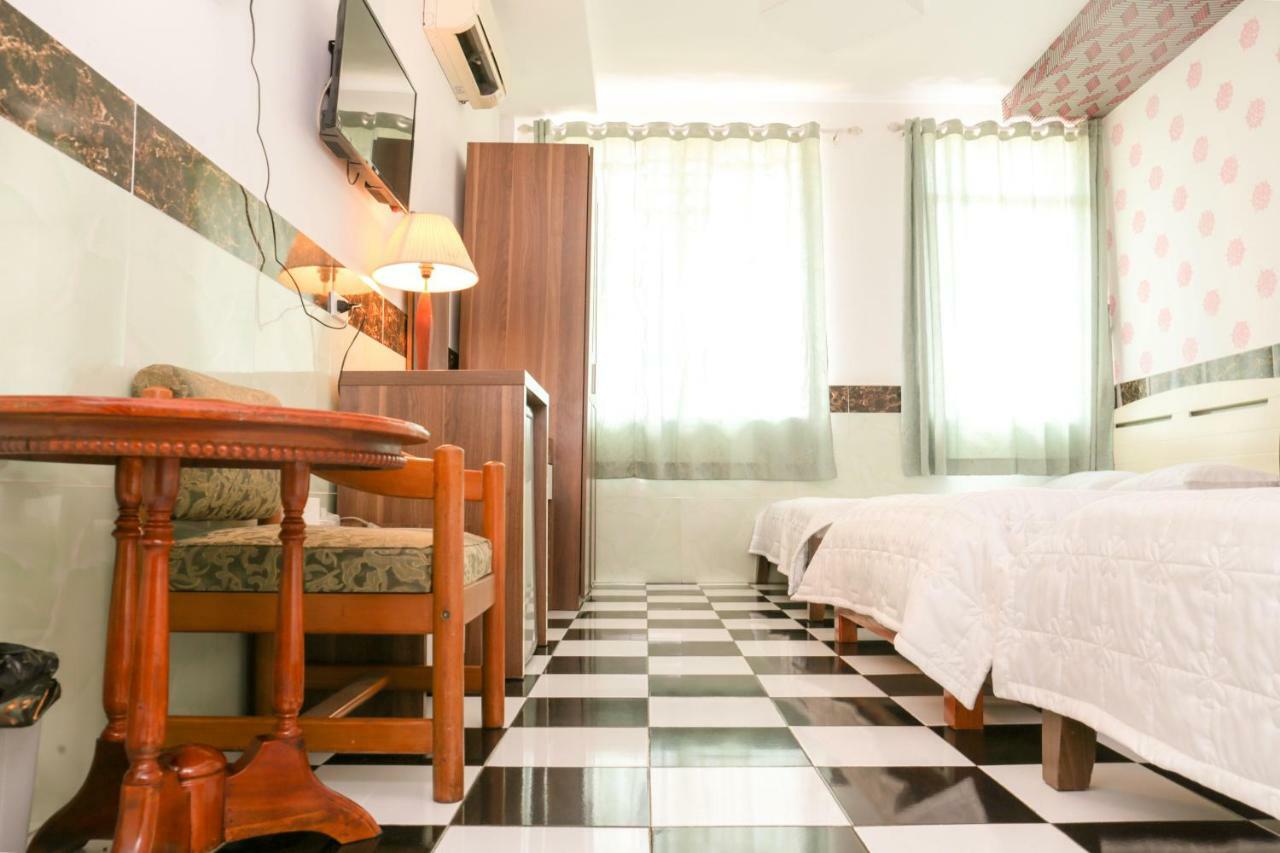 Sao Mai Hotel Hô Chi Minh-Ville Extérieur photo